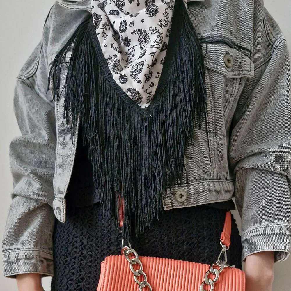 Boho Printed Scarf with Fringes – Black & White